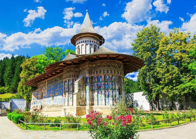 Puzzle Monasterio de Voroneț, Suceava, Rumanía 1000 piezas