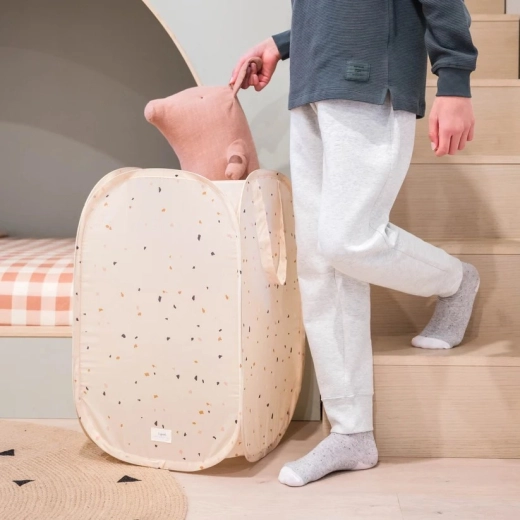 Material impermeable resistente de poliéster reciclado
