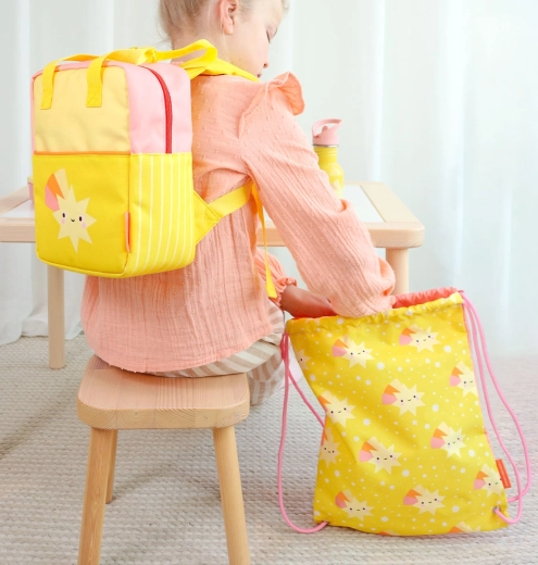 Bolsillo interior con cremallera para pequeños objetos