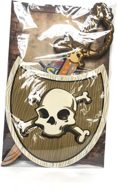 Espada y escudo de espuma pirata