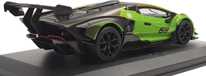 Fiel aspecto de competición de Lamborghini