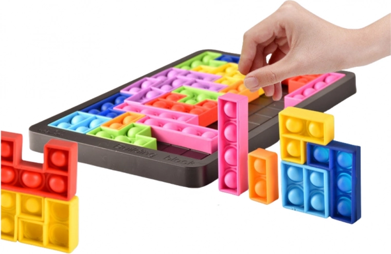 Rompecabezas lógico al estilo Tetris