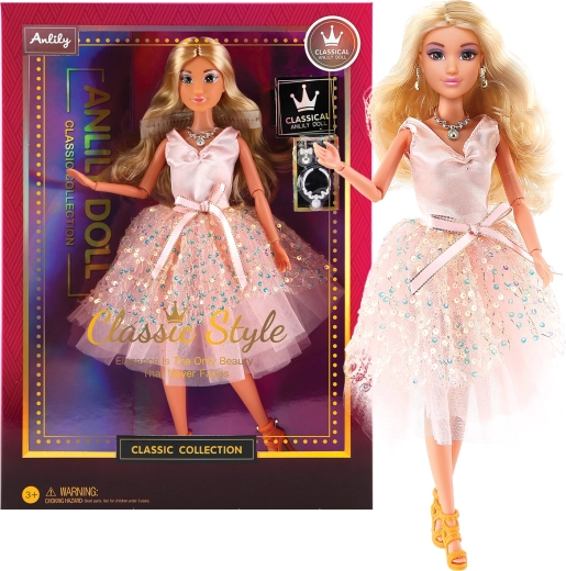 Muñeca de moda con vestido de fiesta rosa claro