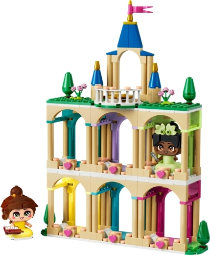 Castillo mágico de tres niveles para un juego creativo
