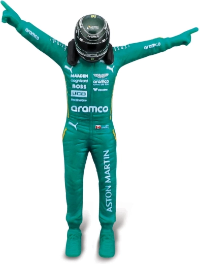 Figura del piloto de F1 en pose de campeón