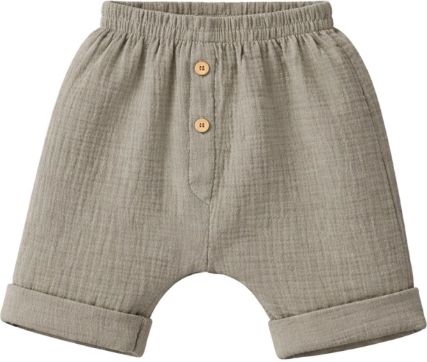Pantalón corto cómodo con cintura elástica
