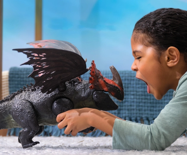 Alas, cabeza y patas articuladas