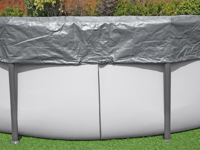 Orificios de drenaje contra la acumulación de agua