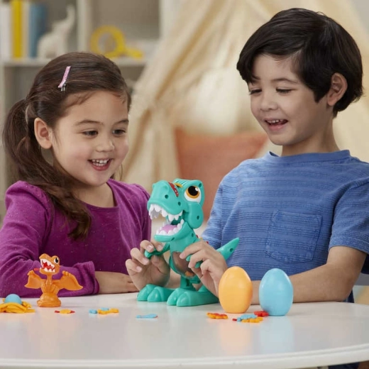 Juego creativo de dinosaurios