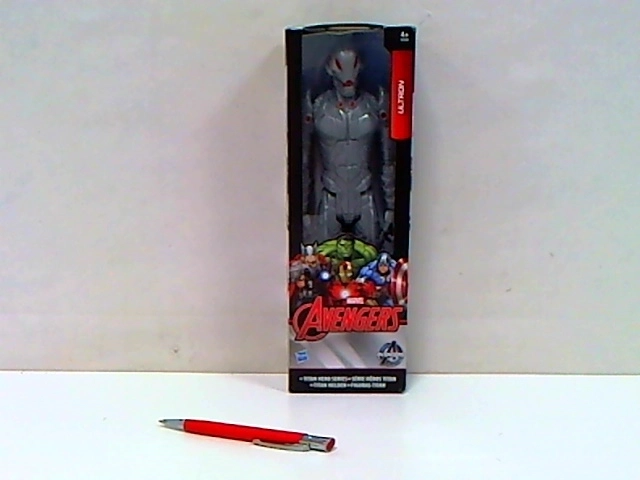 Figura de Thor Marvel Avengers Titan Hero Series de 30 cm