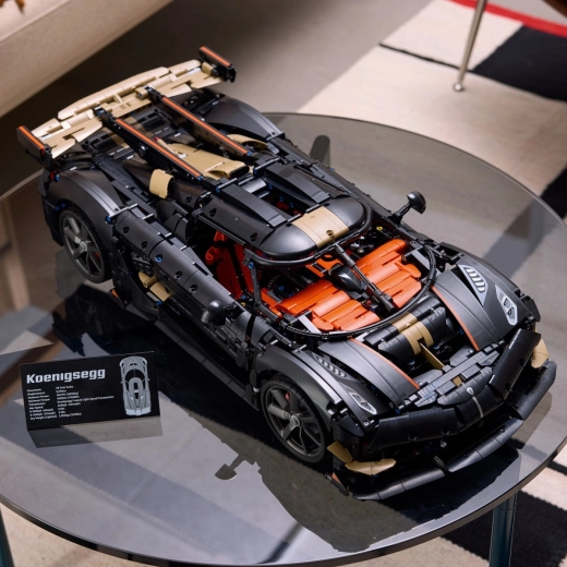 Megacar de exhibición con un diseño impactante