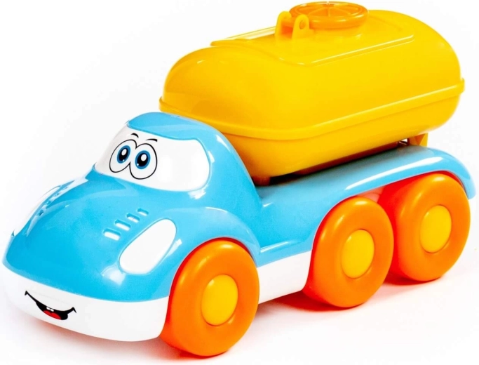 Coche Kamarát cisterna