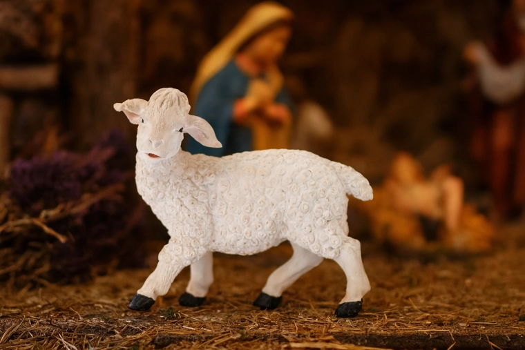 Figura de oveja de poliresina de 25 cm