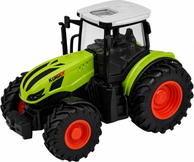 Tractor robusto con grandes ruedas todoterreno
