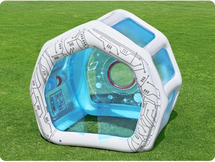 Fantasía espacial y visibilidad gracias a las ventanas transparentes