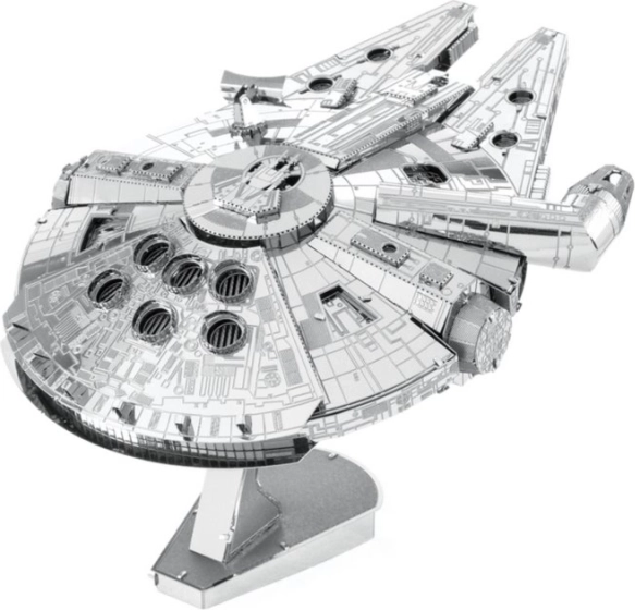 Metal Earth puzle 3D Star Wars: Millennium Falcon ICONX – modelo metálico con base