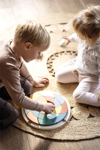 Juego creativo inspirado en Montessori