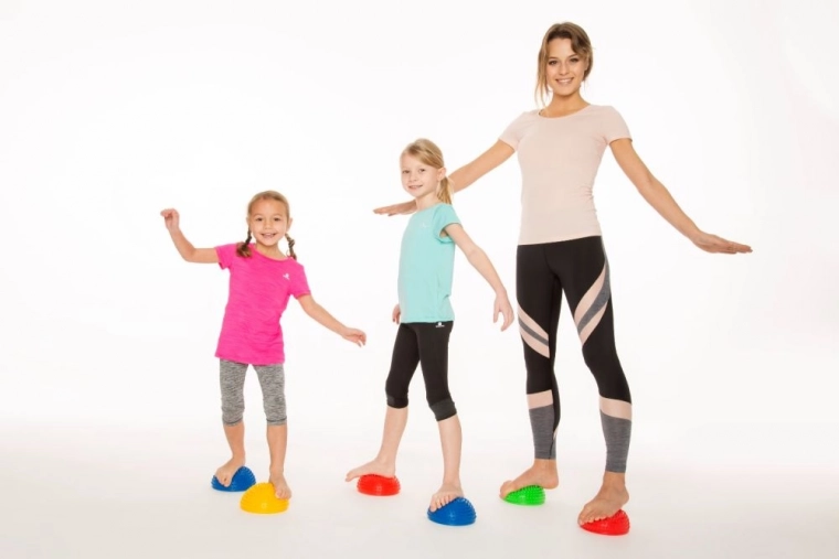 Ejercicio divertido para niños y grupos