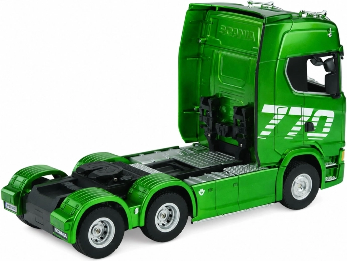 Scania 770S con licencia a escala 1:18