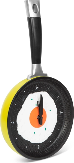 Reloj de pared con forma de sartén y huevo frito azul