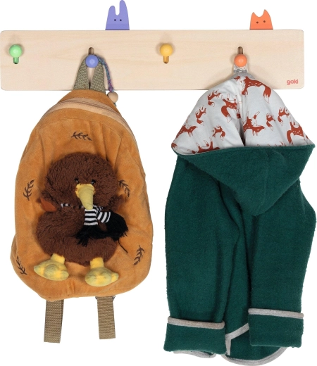 Los animalitos “asoman” al colgar la ropa