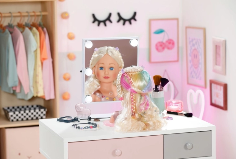 Peinados y maquillaje infantil