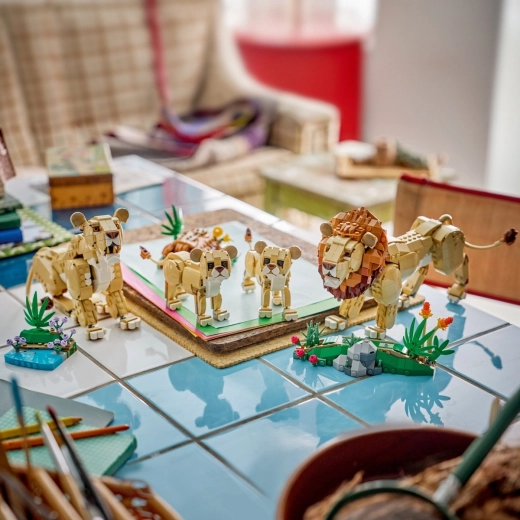 Escena de sabana como decoración para la habitación infantil