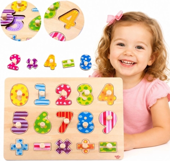 Puzzle encajable de madera Tooky Toy con números y signos matemáticos