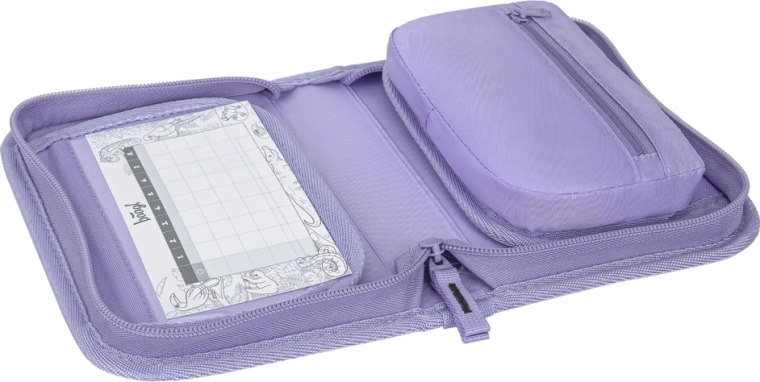 Bolsillo para pequeñas cosas y ventanilla para el horario