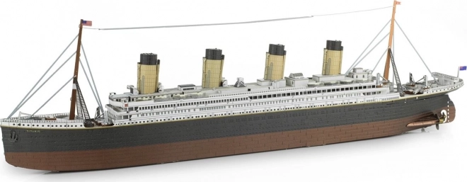Modelo metálico 3D METAL EARTH Premium Series: RMS TITANIC