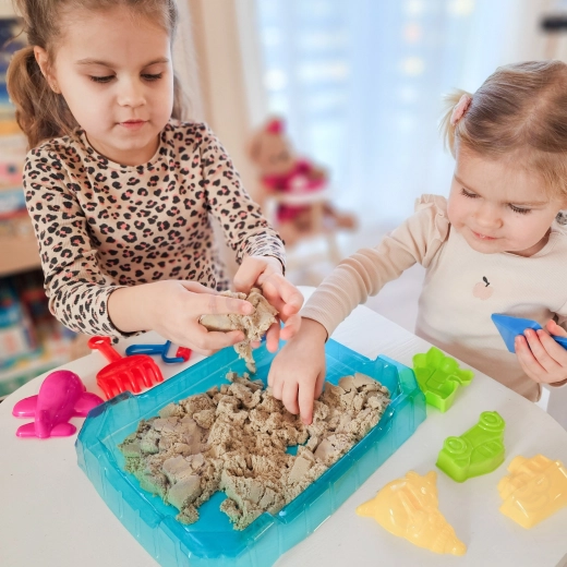 Bandeja compacta: orden y diversión en la mesa