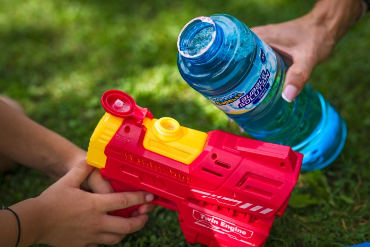 Ideal como refill para pistolas de burbujas