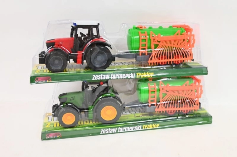Tractor con máquina agrícola