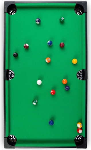 Aspecto fiel y superficie de juego con paño verde