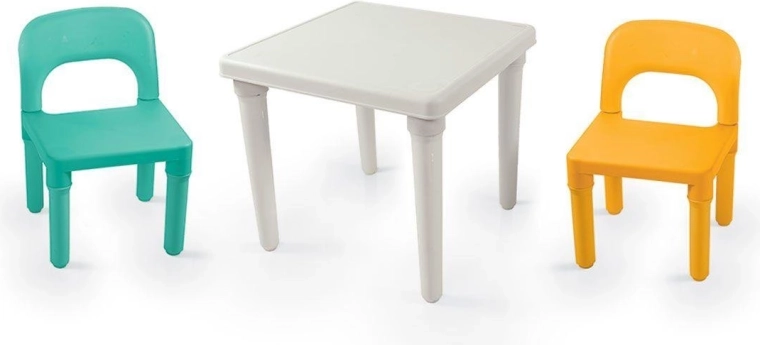 Mesa y 2 sillas para jugar a diario