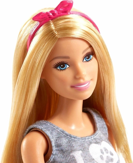Muñeca BARBIE con estilo
