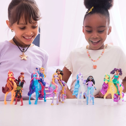 Diversión con más personajes y unicornios