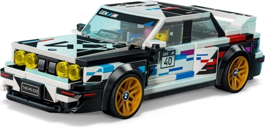 Ruedas móviles y minifigura de piloto para jugar a las carreras