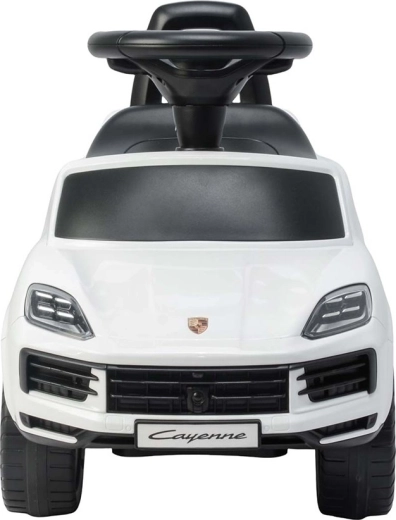 Diseño Porsche Cayenne y detalles realistas
