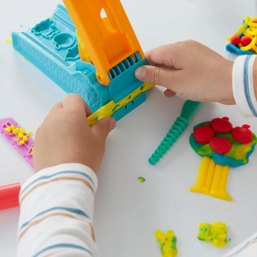 Tres colores de Play-Doh