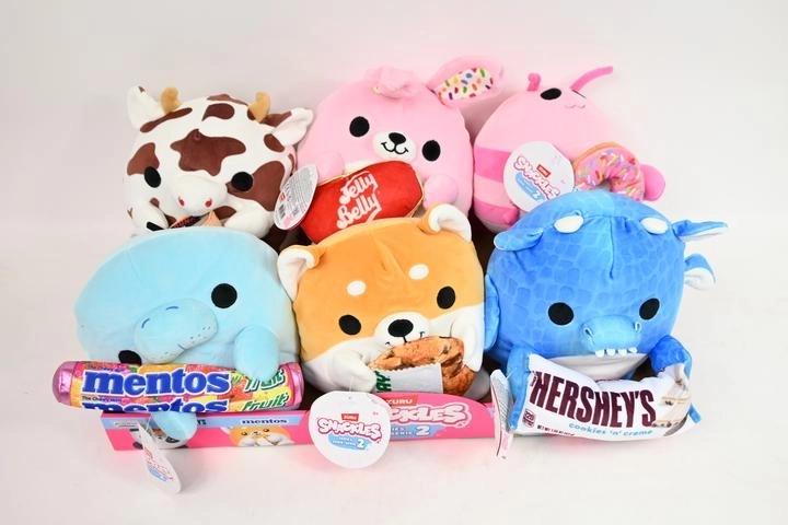 ZURU Snackles peluche 20 cm – animalito con su snack favorito (serie 2)