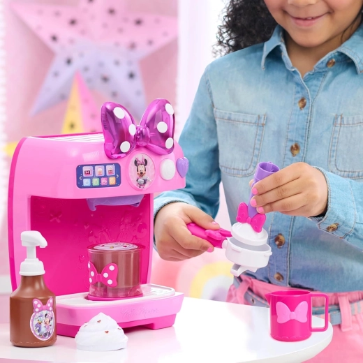 Luces, sonidos y Minnie para aún más diversión