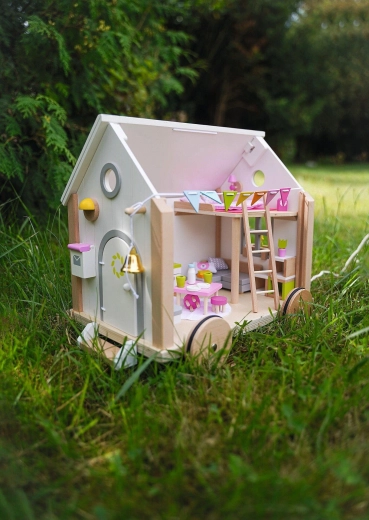 Tiny House Hygge – casita de madera para muñecas sobre ruedas - 1 unidad