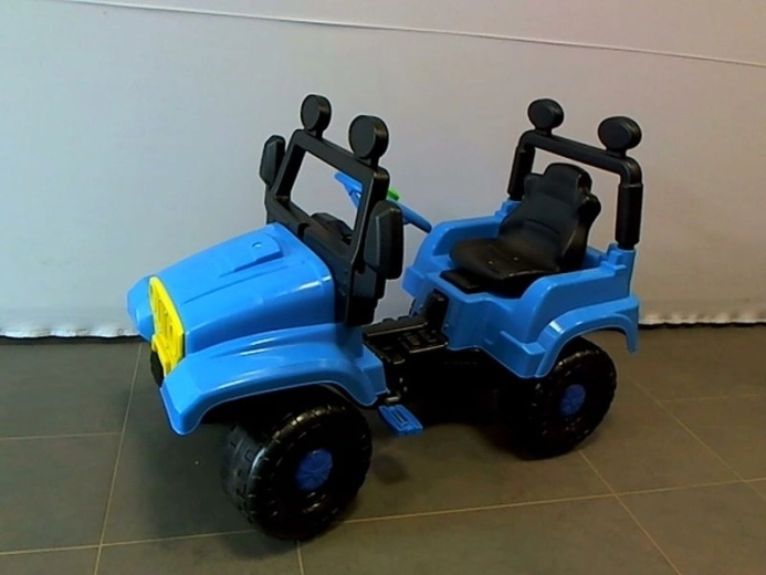 Coche de pedales todoterreno 43409