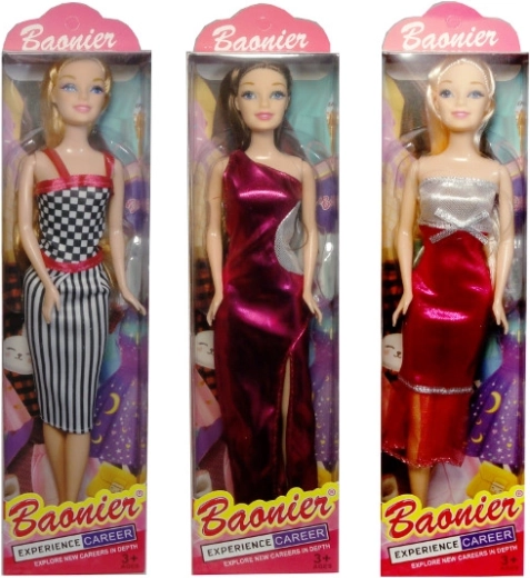 Muñeca con vestido elegante