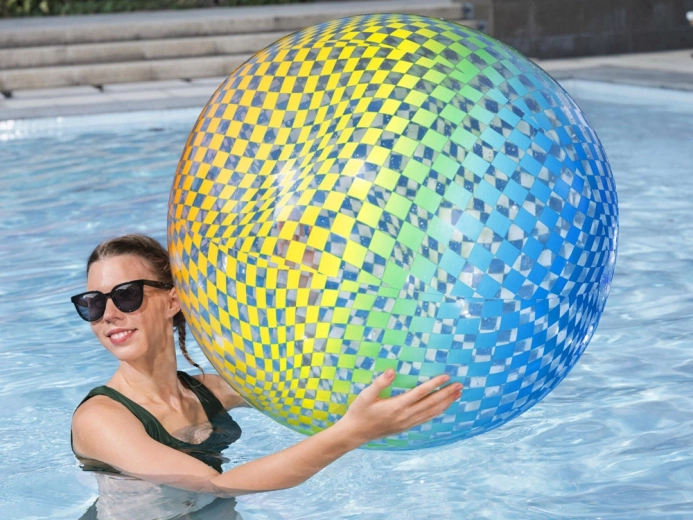 Gran diámetro de 107 cm para máxima diversión