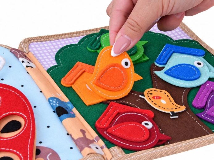 Juego interactivo con velcros