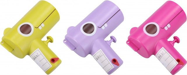 Pistola de agua con diferentes variantes de color