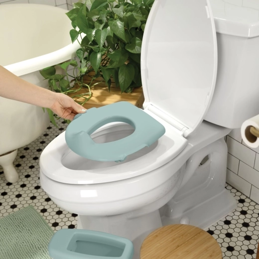 Práctico 2 en 1: orinal y reductor para el inodoro