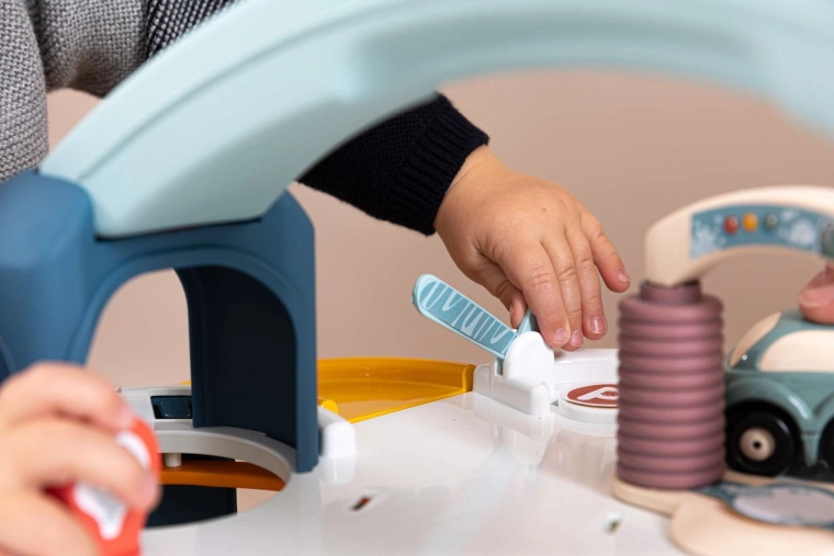 Ascensor e lavadero interactivos como en la vida real